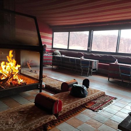 Rotana Camp Hotel Wadi Rum Buitenkant foto