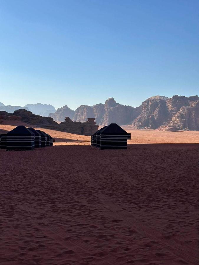 Rotana Camp Hotel Wadi Rum Buitenkant foto