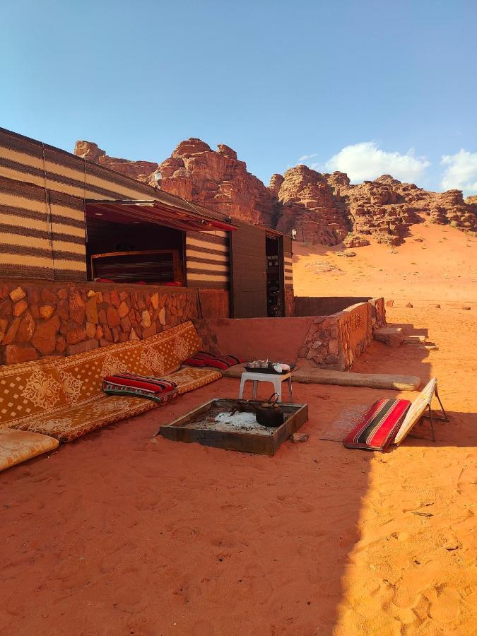 Rotana Camp Hotel Wadi Rum Buitenkant foto