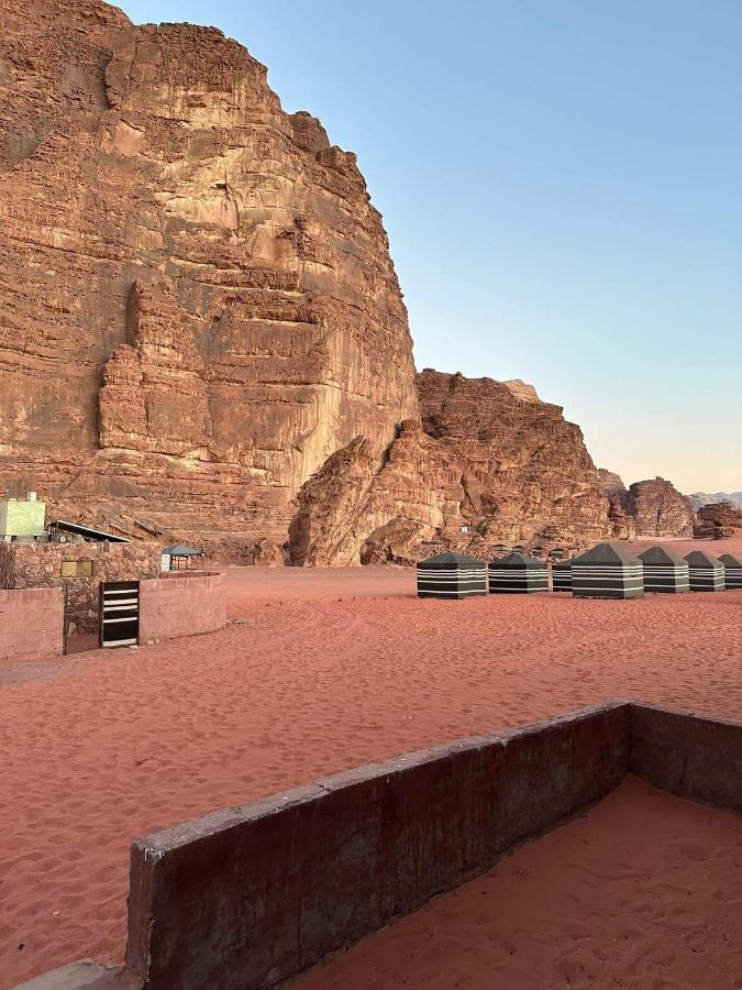 Rotana Camp Hotel Wadi Rum Buitenkant foto