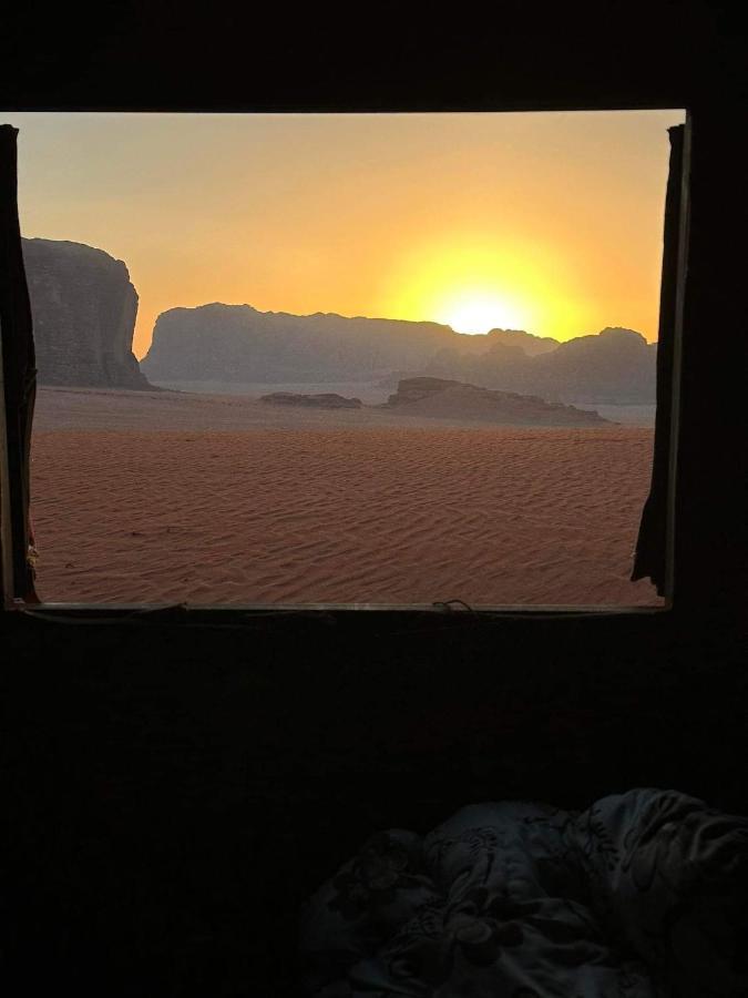 Rotana Camp Hotel Wadi Rum Buitenkant foto