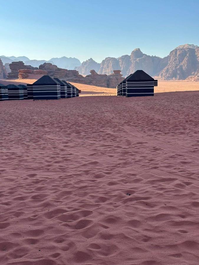 Rotana Camp Hotel Wadi Rum Buitenkant foto